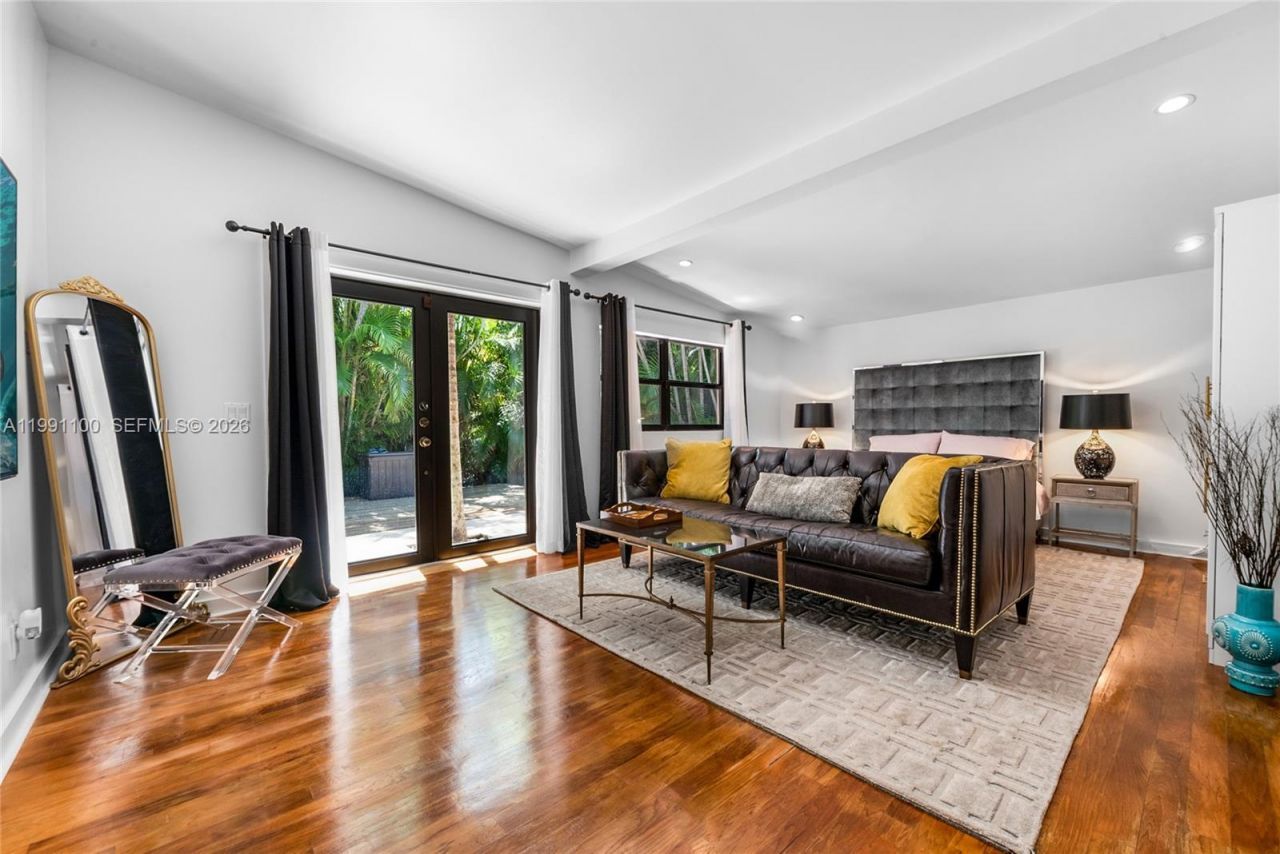 3620 Battersea Rd , Miami, FL 33133 Photo