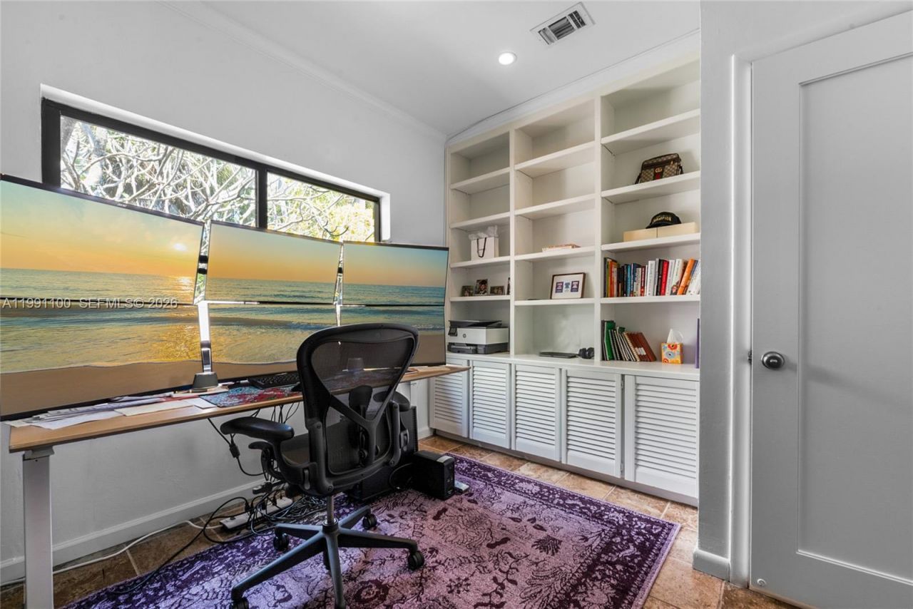 3620 Battersea Rd, Miami, FL 33133 Photo