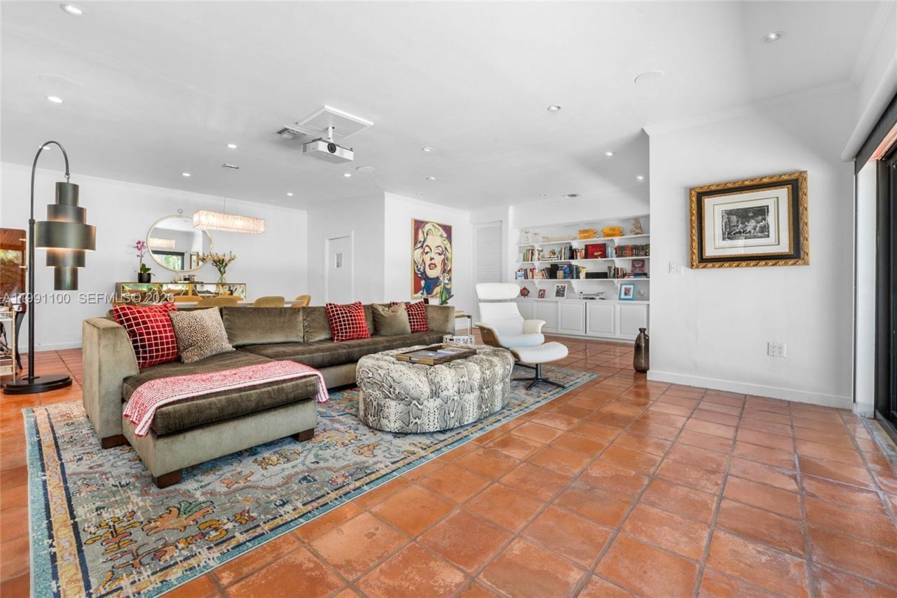 3620 Battersea Rd, Miami, FL 33133 Photo