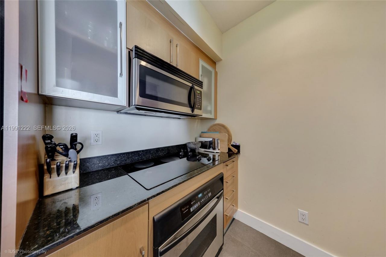 335 S Biscayne Blvd, Unit 3110, Miami, FL 33131 Photo