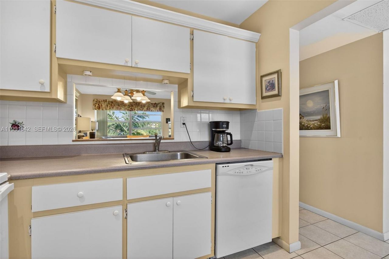 4299 NW 16th St, Unit 202, Lauderhill, FL 33313 Photo