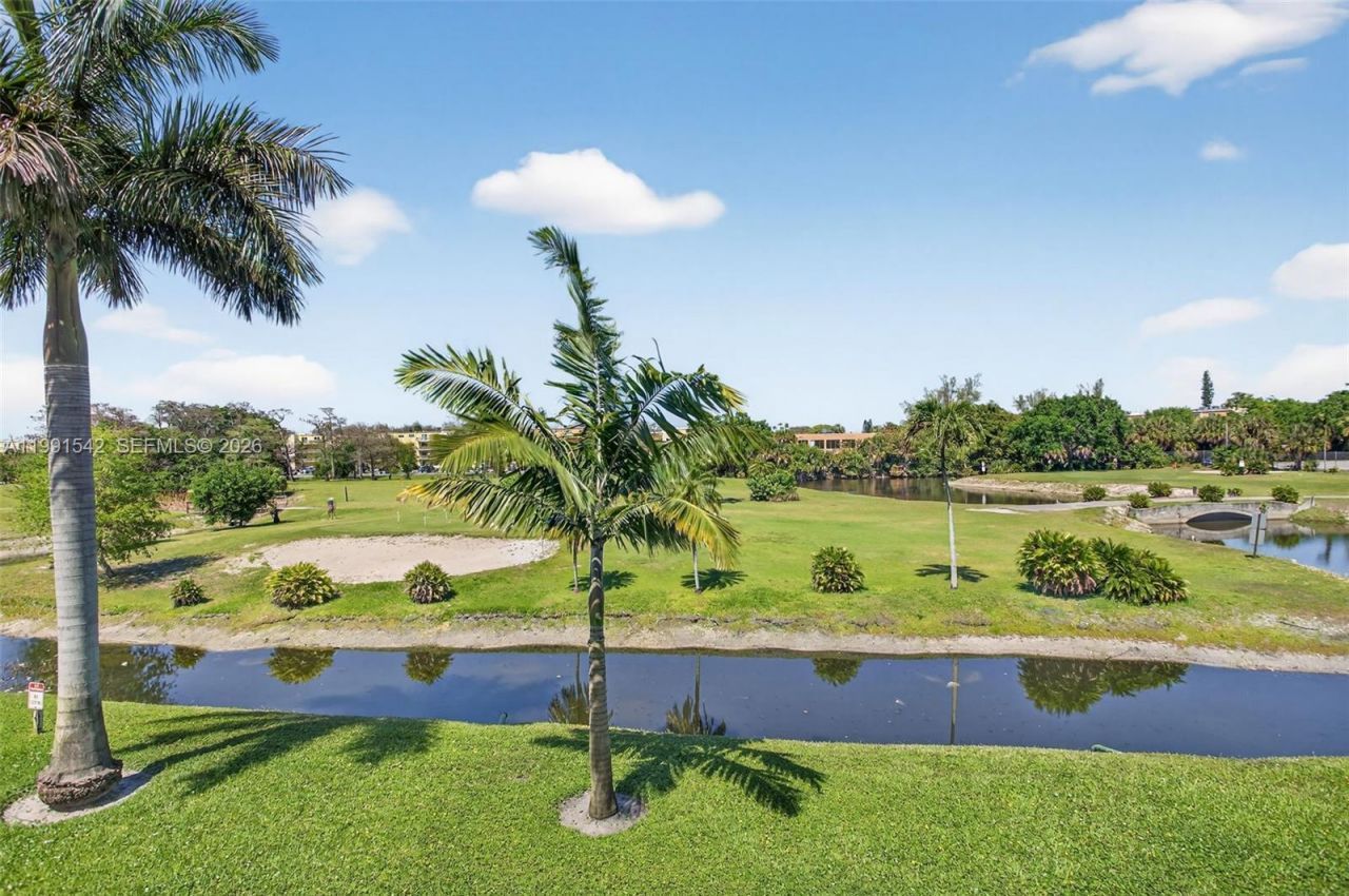 4299 NW 16th St, Unit 202, Lauderhill, FL 33313 Photo