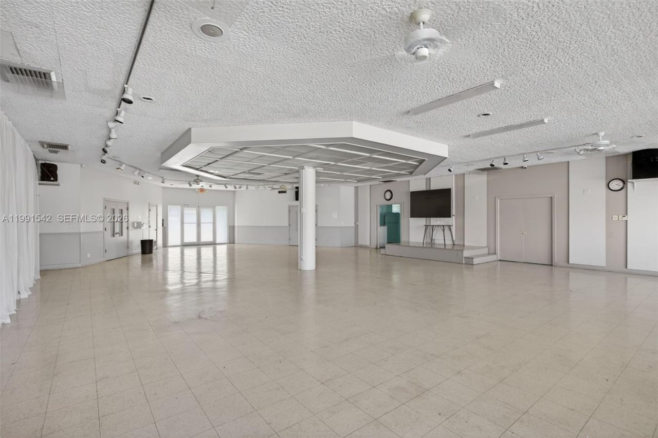 4299 NW 16th St, Unit 202, Lauderhill, FL 33313 Photo