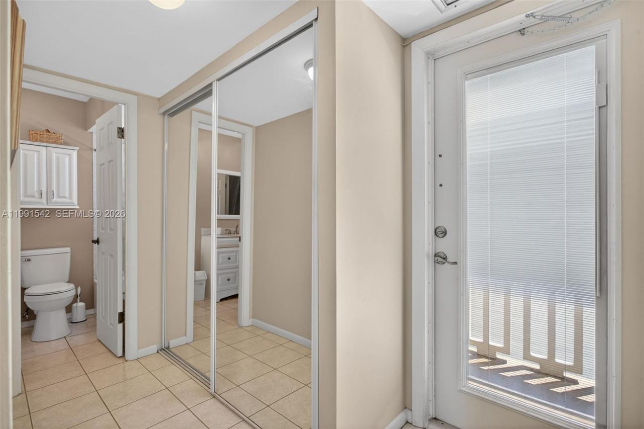 4299 NW 16th St, Unit 202, Lauderhill, FL 33313 Photo