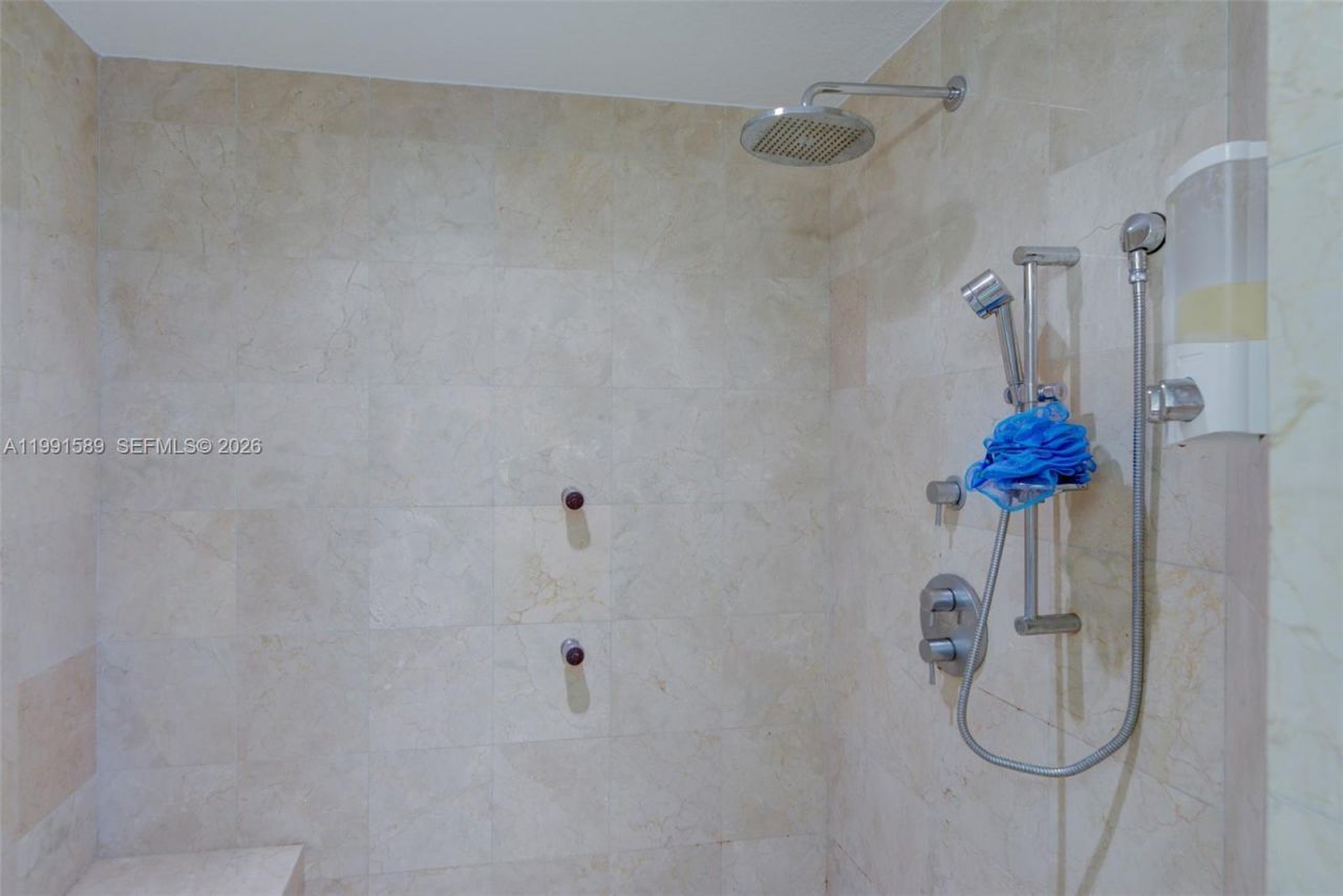 10700 NW 66th St, Unit 207, Doral, FL 33178 Photo