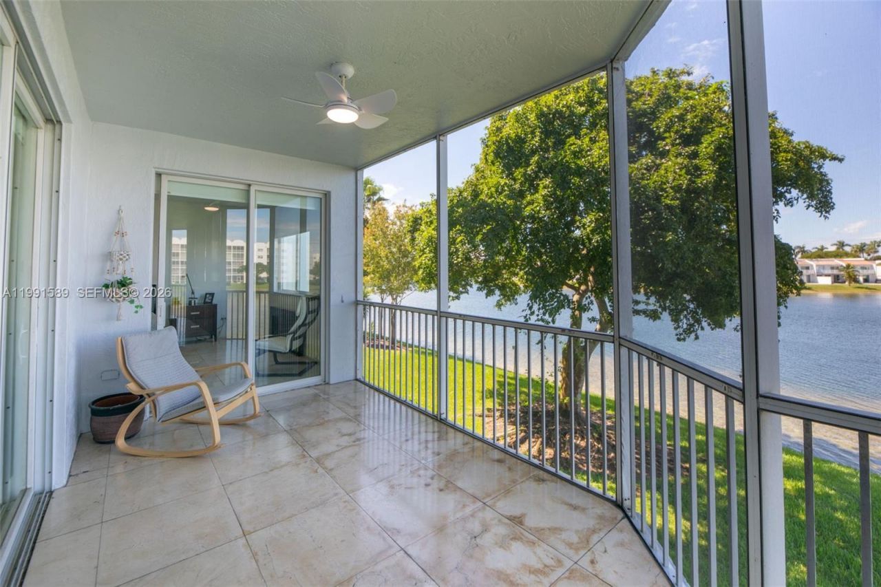 10700 NW 66th St, Unit 207, Doral, FL 33178 Photo