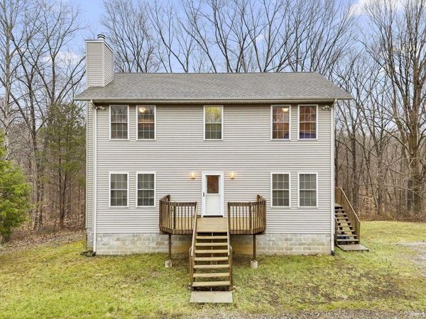 9353 S Chapel Hill Road, Heltonville, IN 47436