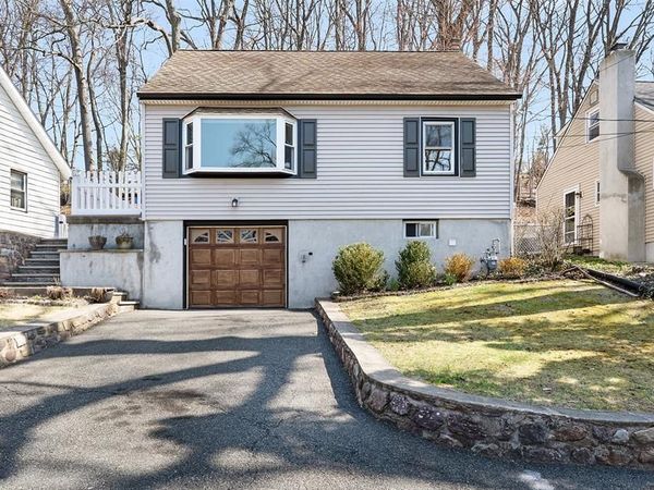 83 W CHESTNUT HILL DR W, Denville Township, NJ 07834