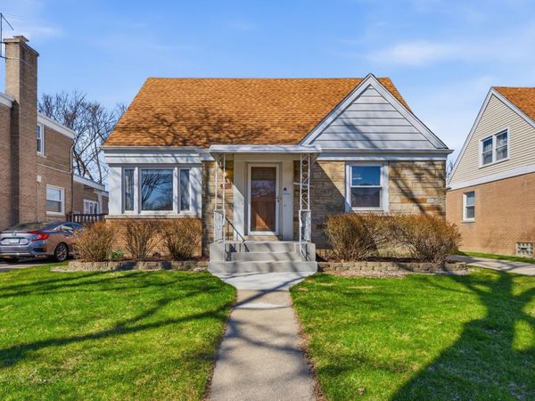 1946 Portsmouth Avenue , Westchester, IL 60154