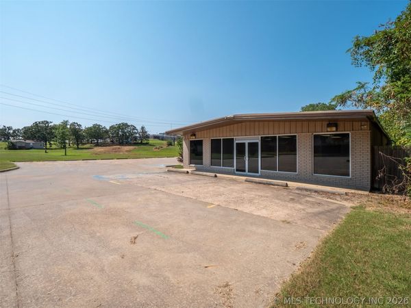 1101 N Strong Avenue , McAlester, OK 74501