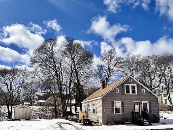 139 Parker Street, Brewer, ME 04412