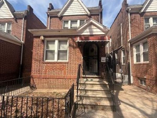 52-30 62nd Street , Maspeth, NY 11378