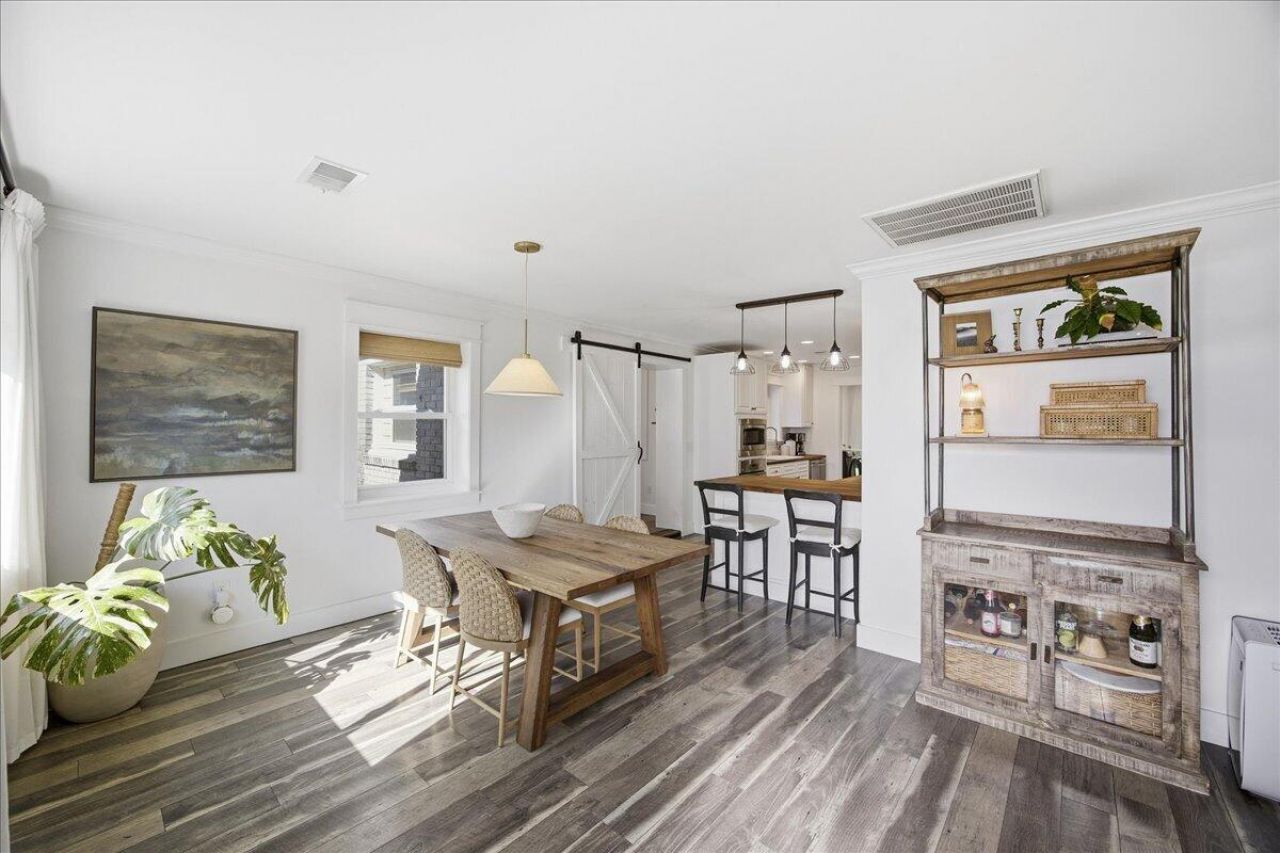 422 Geddes Avenue Photo 8