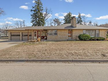 4108 Halifax Avenue N, Robbinsdale, MN 55422
