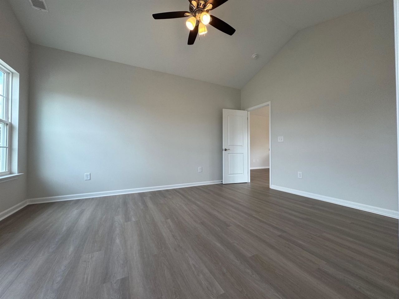 603 Shallow Cove Dr. Photo 12