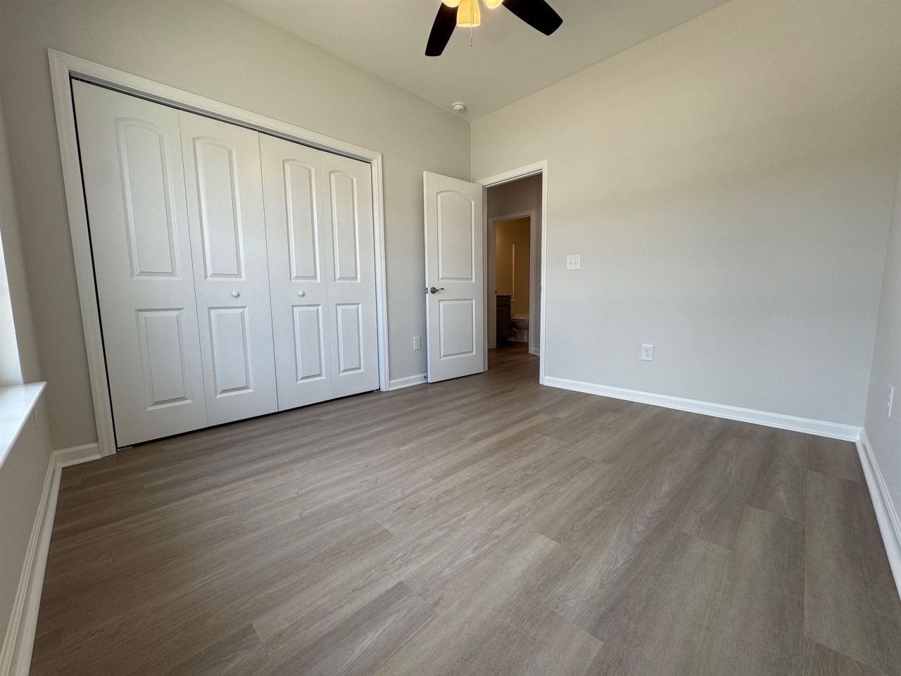 603 Shallow Cove Dr. Photo 9