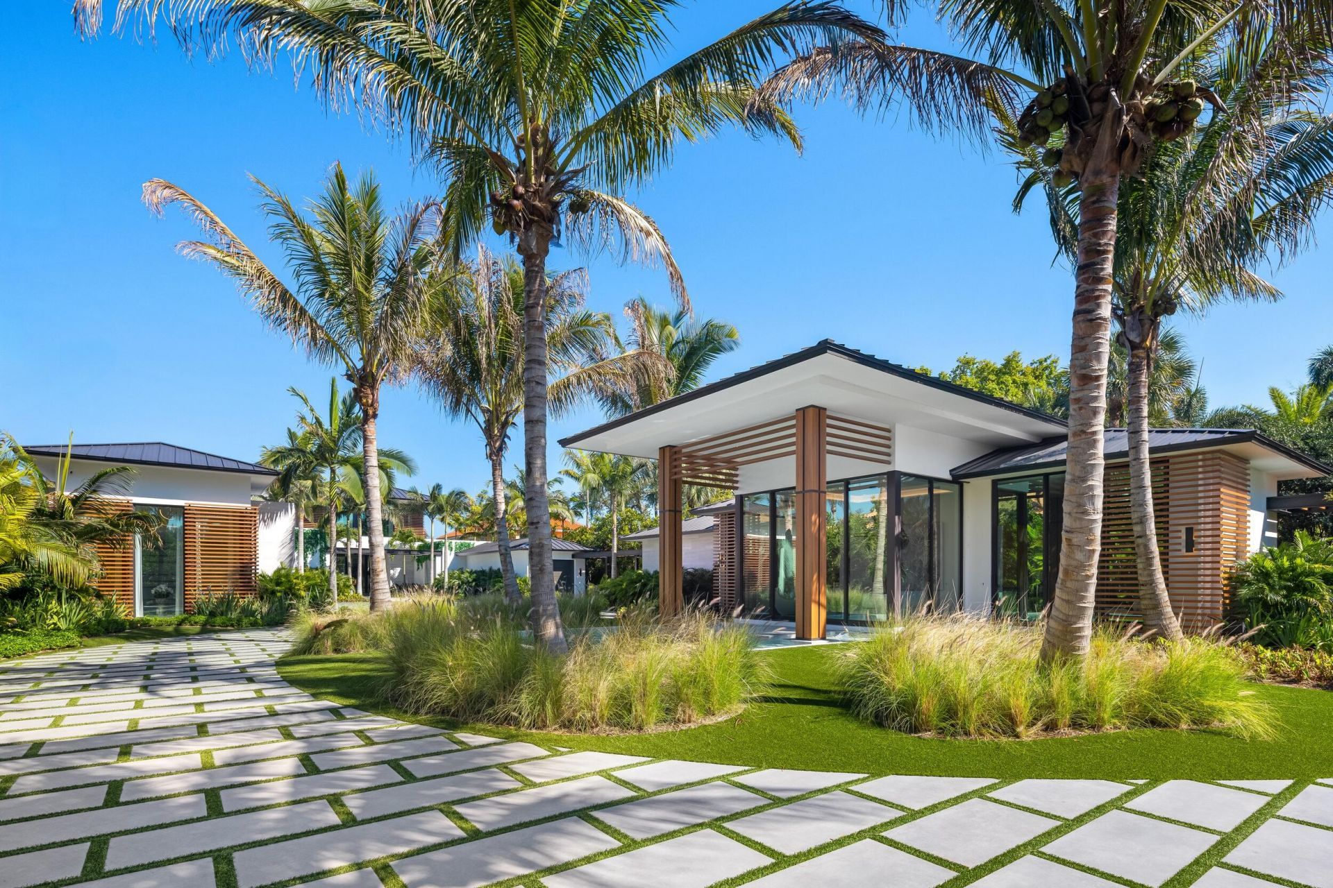 2415 Casa De Marbella, Palm Beach Gardens, FL 33410 Photo