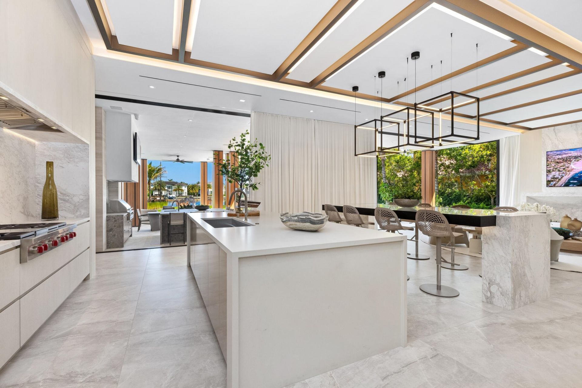 2415 Casa De Marbella, Palm Beach Gardens, FL 33410 Photo