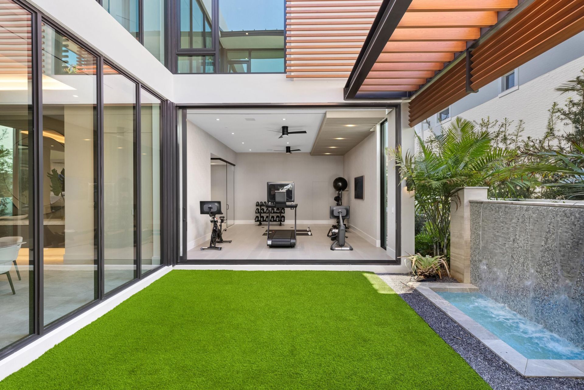 2415 Casa De Marbella, Palm Beach Gardens, FL 33410 Photo