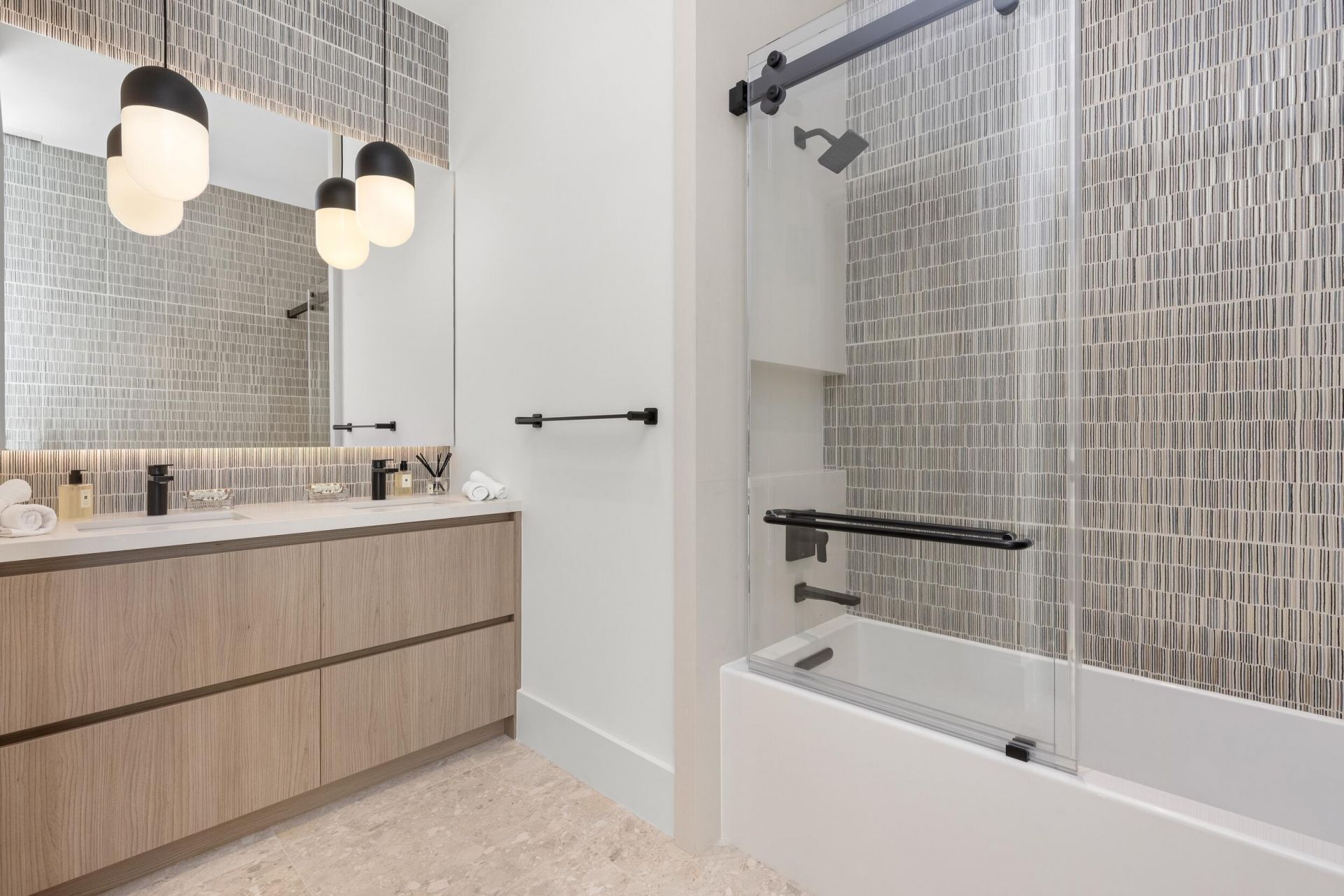 2415 Casa De Marbella, Palm Beach Gardens, FL 33410 Photo