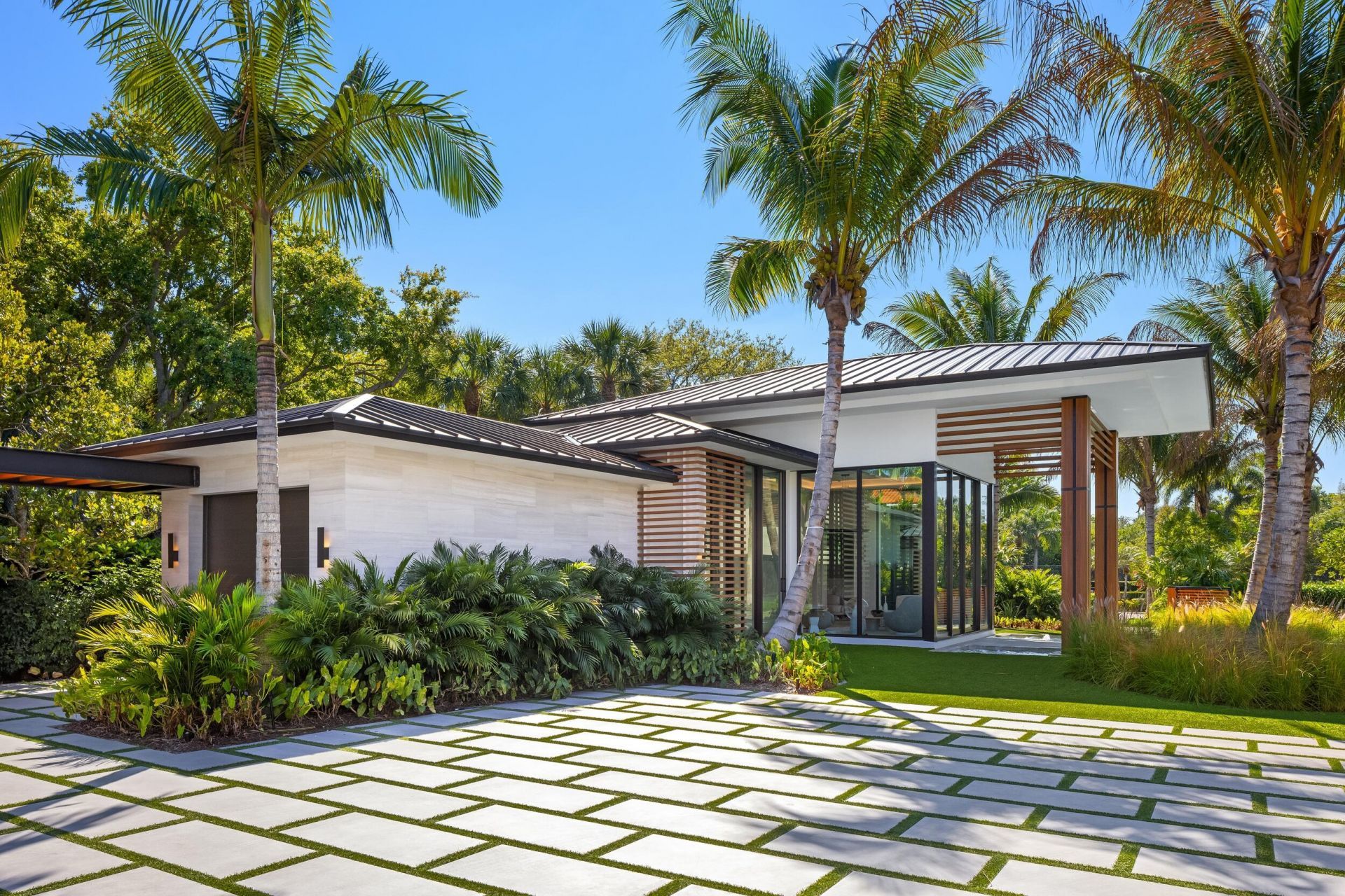 2415 Casa De Marbella, Palm Beach Gardens, FL 33410 Photo