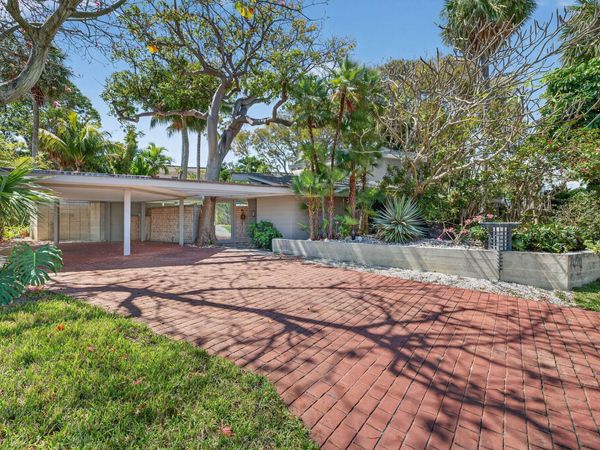 2040 Coral Reef Drive, Lauderdale-By-The-Sea, FL 33062