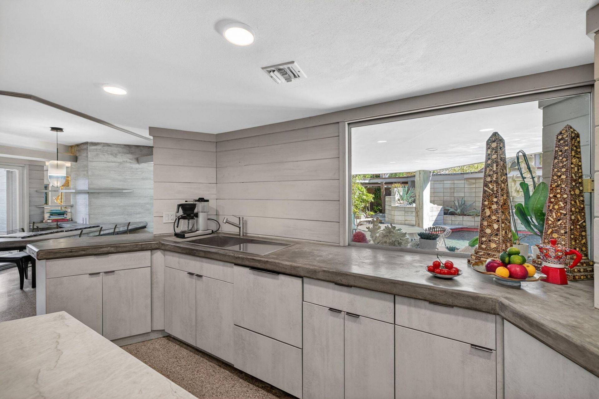 2040 Coral Reef Drive, Lauderdale by the Sea, FL 33062 Photo