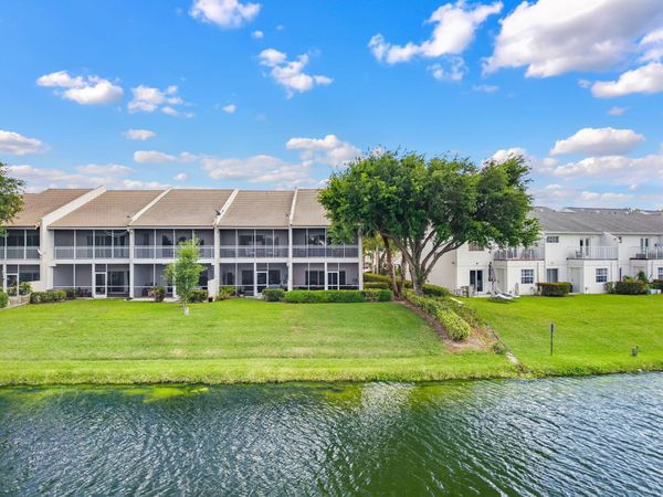 12598 Westhampton Circle, Wellington, FL 33414