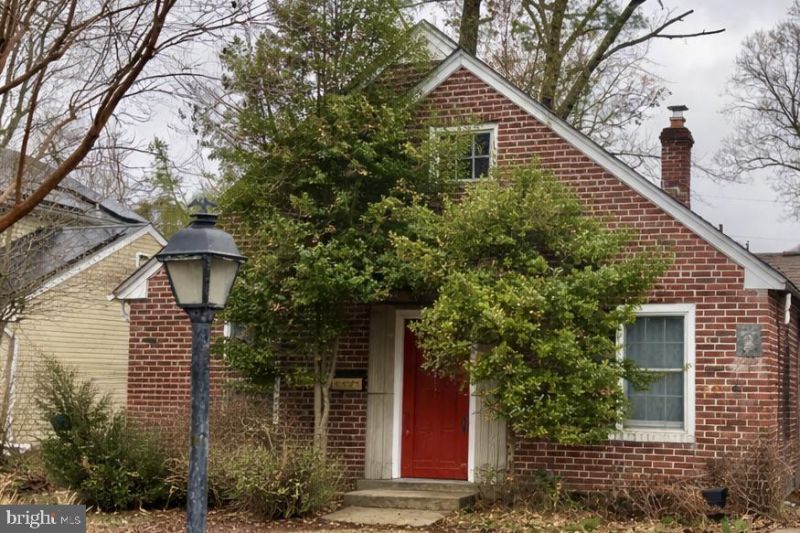 2023 WHARTON ROAD, GLENSIDE, PA 19038