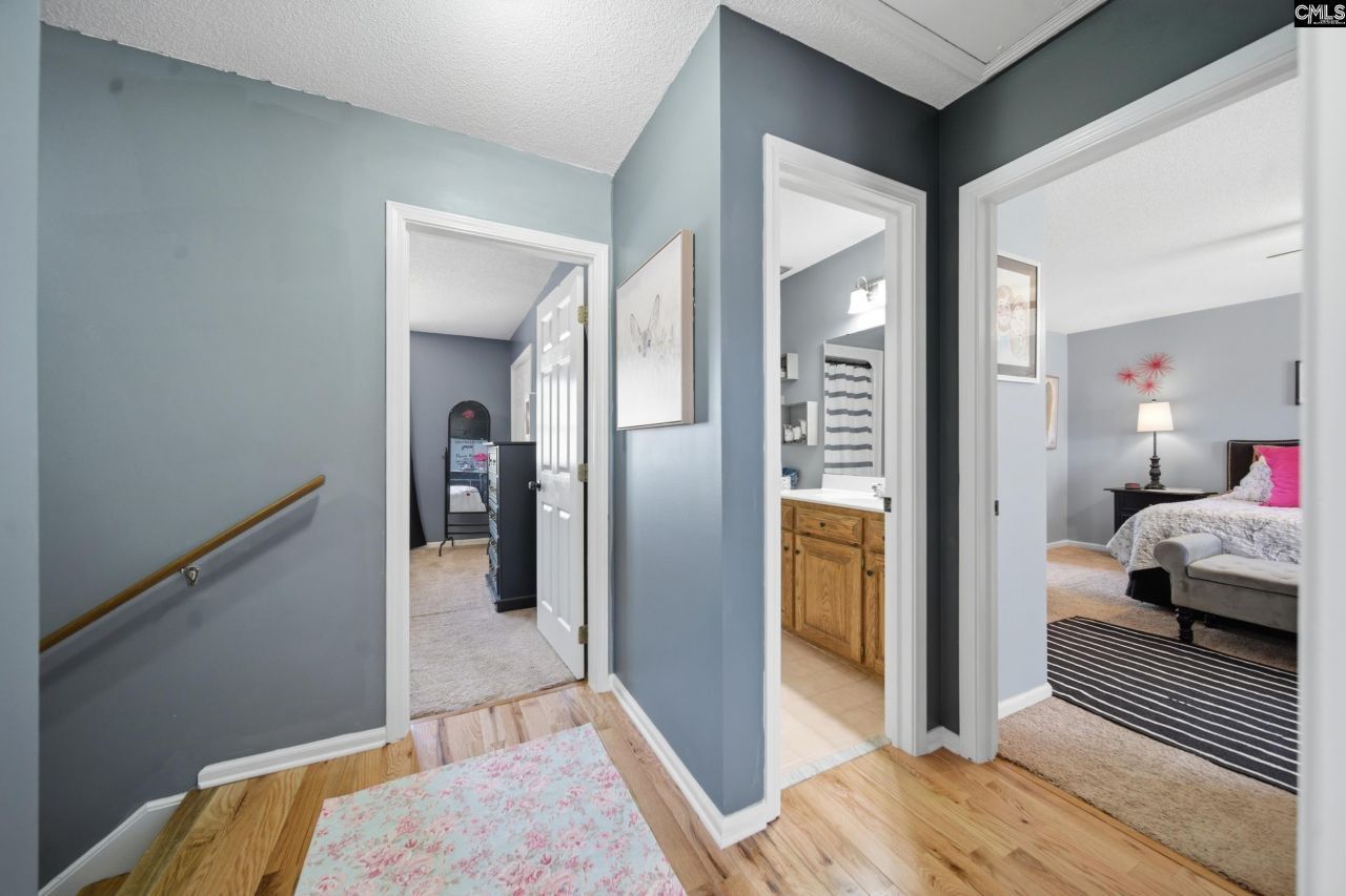 111 Hunters Pond Drive  Photo 18