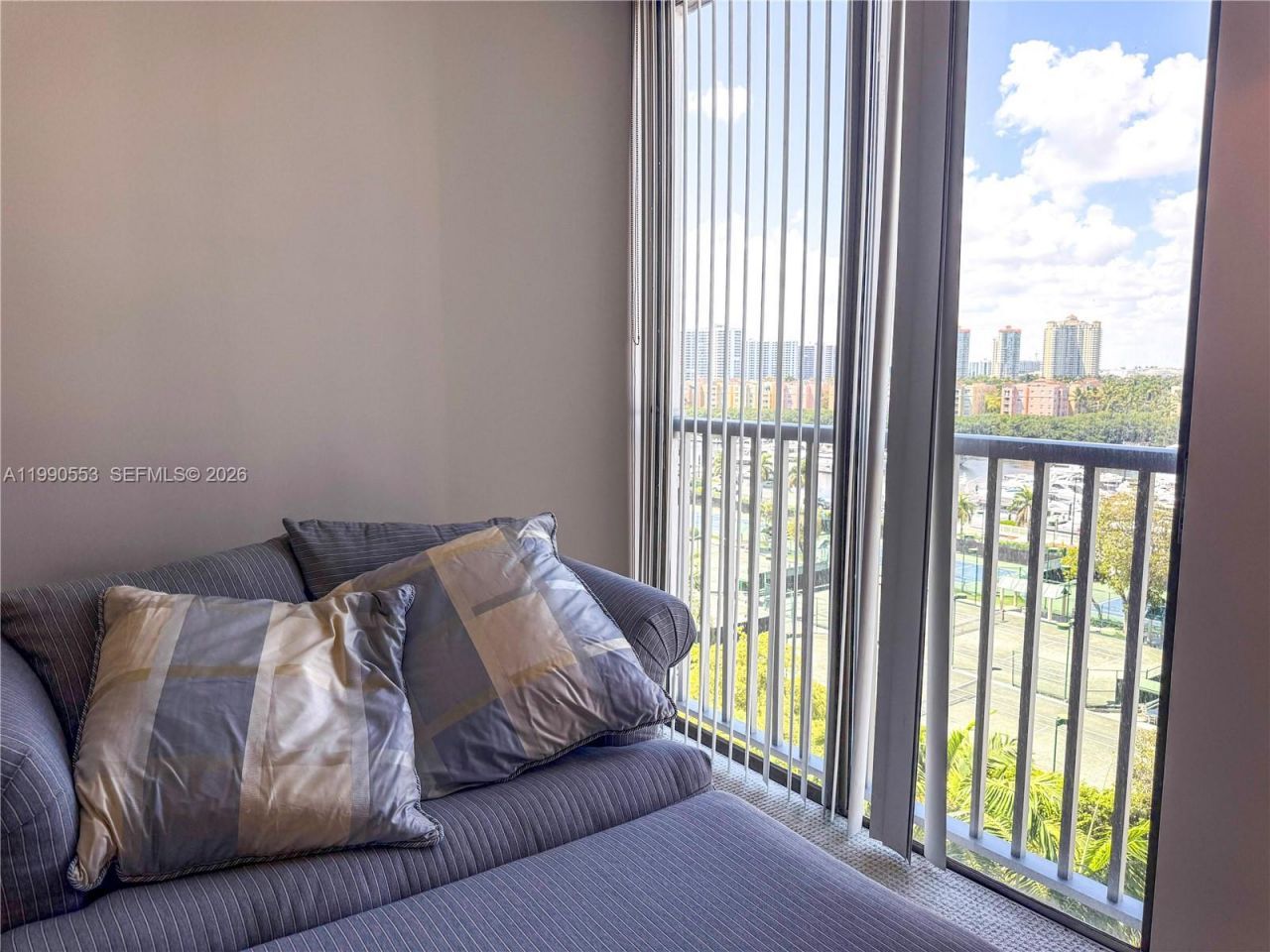 19707 Turnberry Way , Unit 9D, Aventura, FL 33180 Photo
