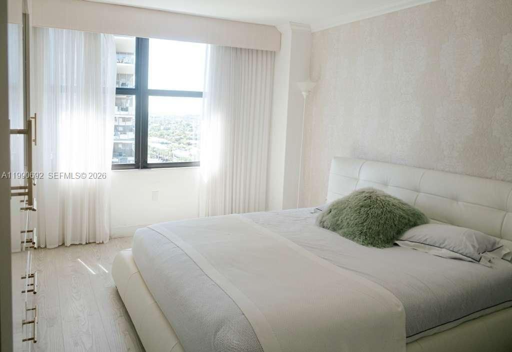 9801 Collins Ave, Unit 18U, Bal Harbour, FL 33154 Photo