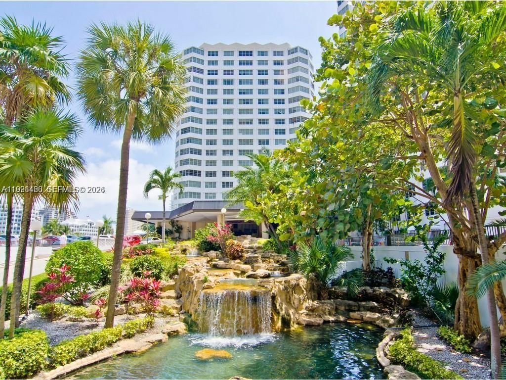 905 Brickell Bay Dr , Unit 531, Miami, FL 33131 Photo