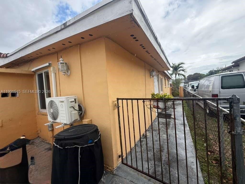 4470 W 1st Ave , Hialeah, FL 33012 Photo