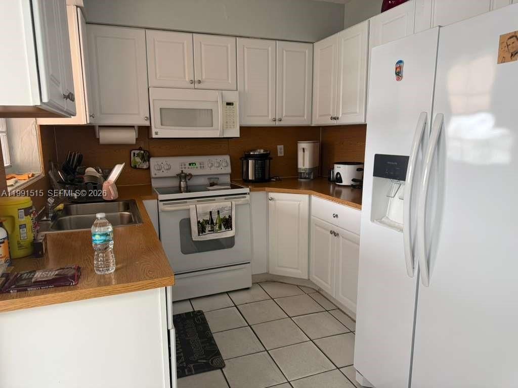 4470 W 1st Ave , Hialeah, FL 33012 Photo