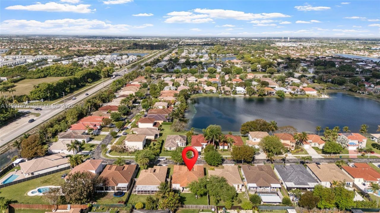 695 SE 30th Dr, Homestead, FL 33033 Photo