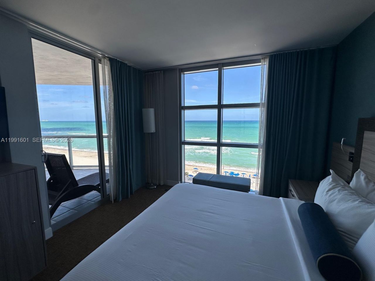 18683 Collins Ave, Unit 802, Sunny Isles Beach, FL 33160 Photo