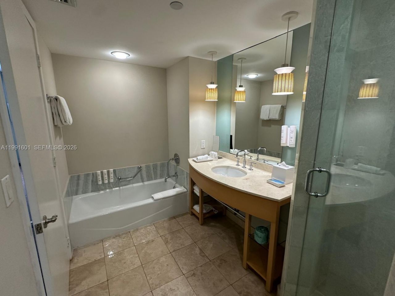 18683 Collins Ave, Unit 802, Sunny Isles Beach, FL 33160 Photo