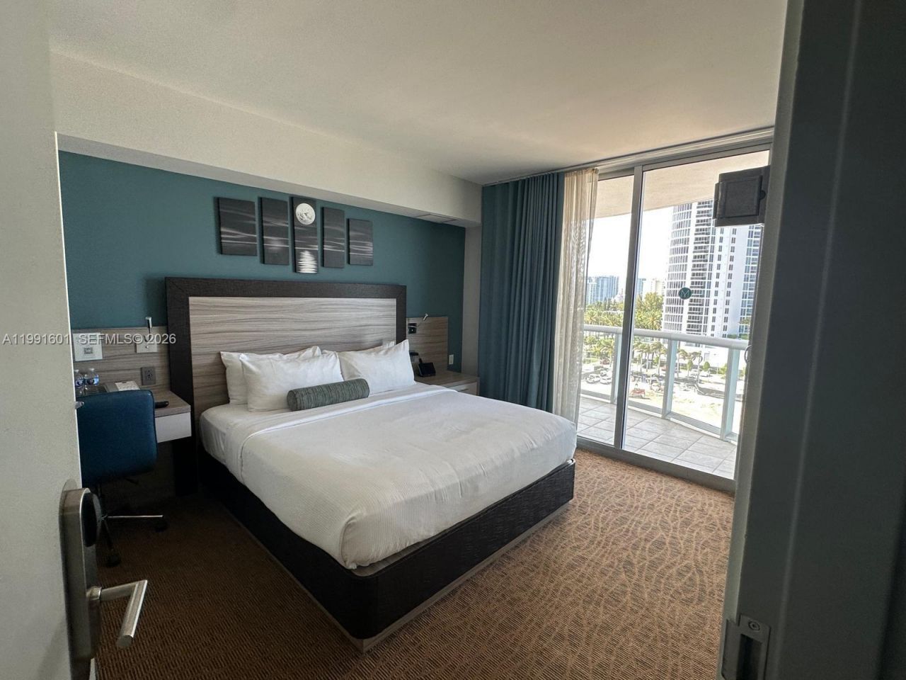 18683 Collins Ave, Unit 802, Sunny Isles Beach, FL 33160 Photo