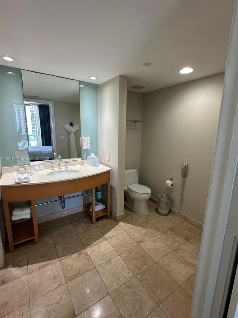 18683 Collins Ave, Unit 802, Sunny Isles Beach, FL 33160 Photo