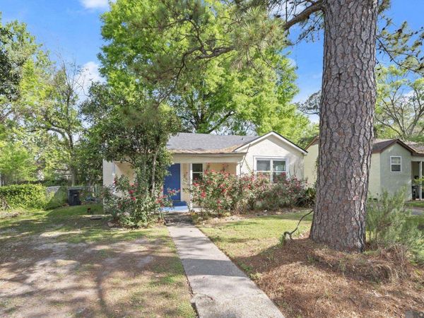 836 Violet St, Baton Rouge, LA 70802