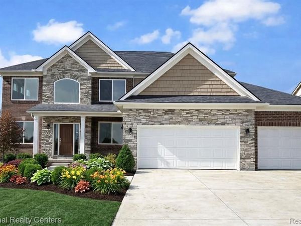 1028 Rochawies Drive, Oakland Twp, MI 48363