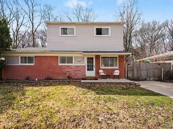 16190 Karin Street, Taylor, MI 48180
