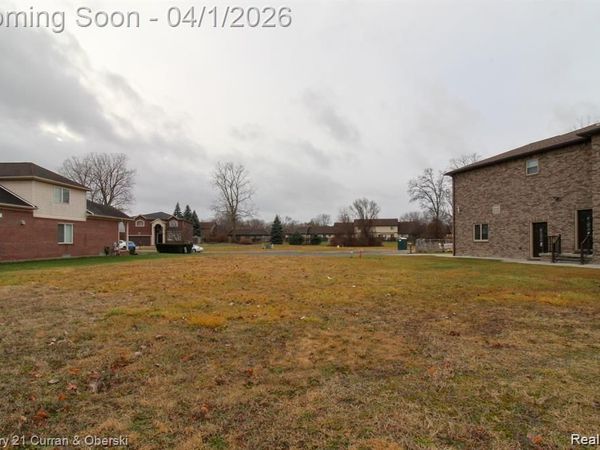 332 Francesco Court, Dearborn, MI 48124