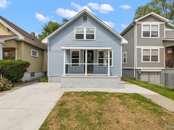 15875 Holmur Street, Detroit, MI 48238