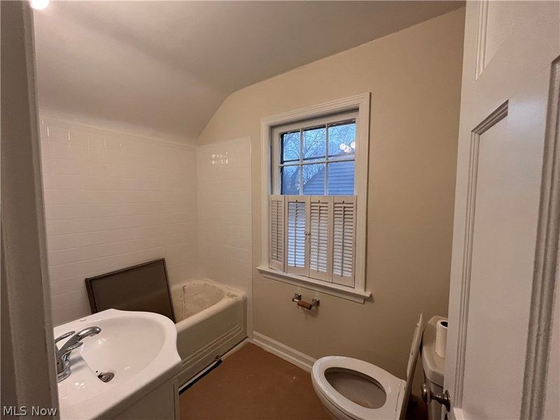 3752 Lowell Road, Cleveland Heights, OH 44121 Photo 12