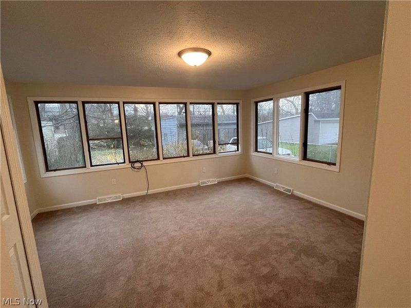 3752 Lowell Road, Cleveland Heights, OH 44121 Photo 8