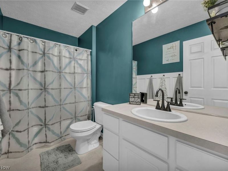 5265 Bringham Drive, Brunswick Hills, OH 44212 Photo 21