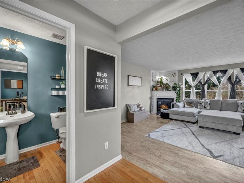 5265 Bringham Drive, Brunswick Hills, OH 44212 Photo 5