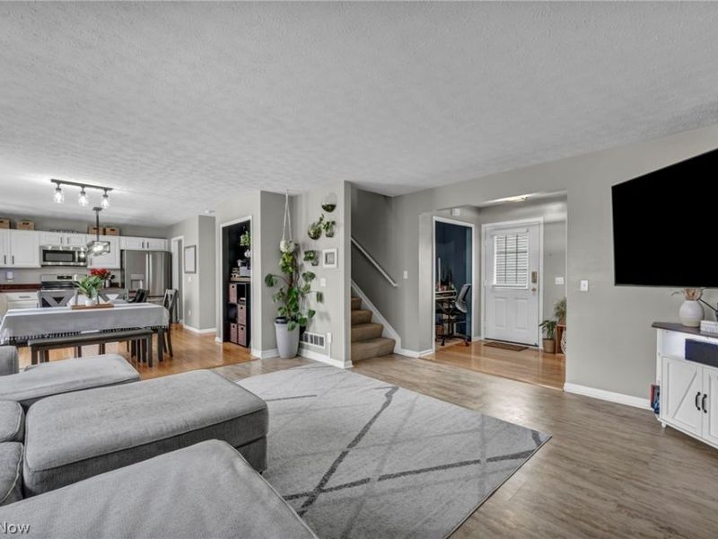 5265 Bringham Drive, Brunswick Hills, OH 44212 Photo 9